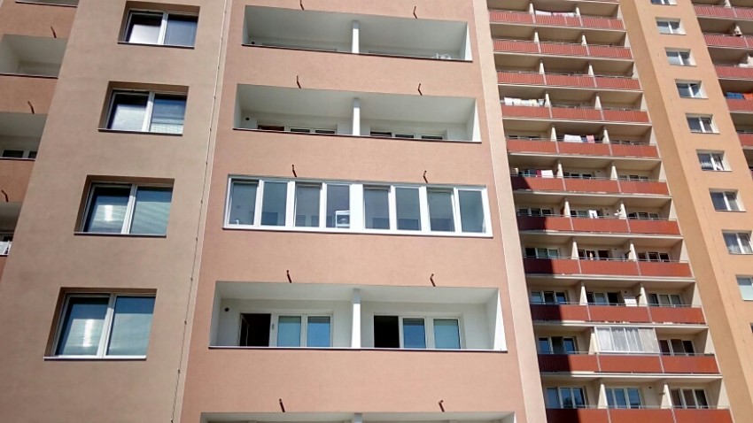 Zasklení balkónových lodžií - Přerov Zasklení balkónových lodžií - Přerov